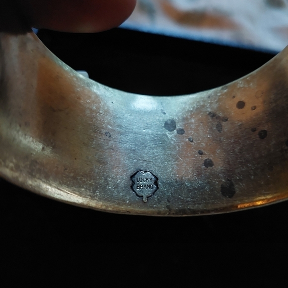 Vintage* Lucky Brand Brass & Enamel Navajo Rug Design Bangle Bracelet - Picture 5 of 6